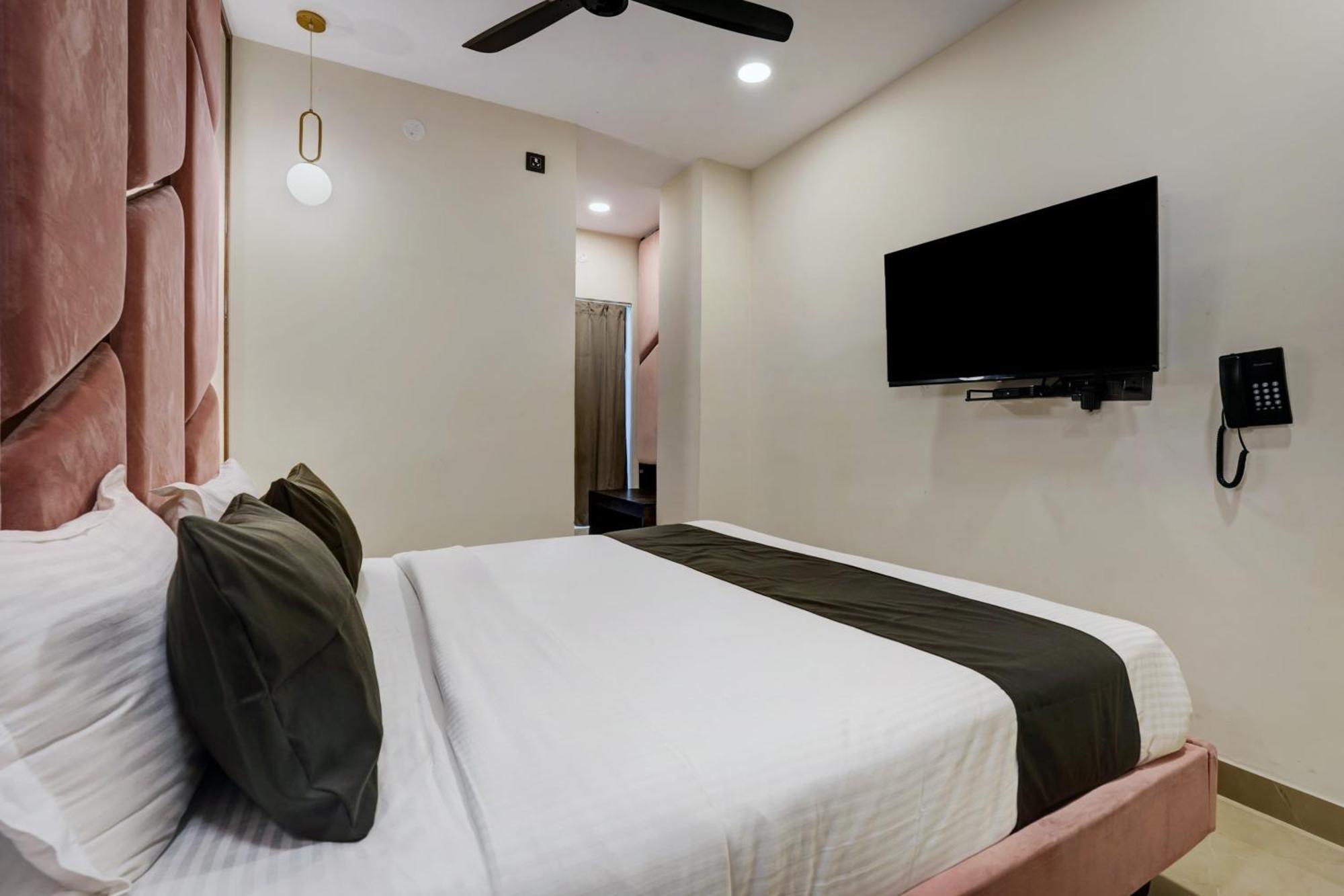 Astra Hotels & Suites - Koramangala Μπανγκαλόρ Εξωτερικό φωτογραφία