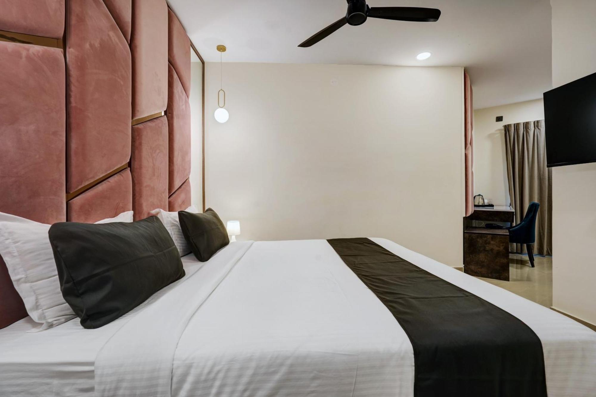 Astra Hotels & Suites - Koramangala Μπανγκαλόρ Εξωτερικό φωτογραφία